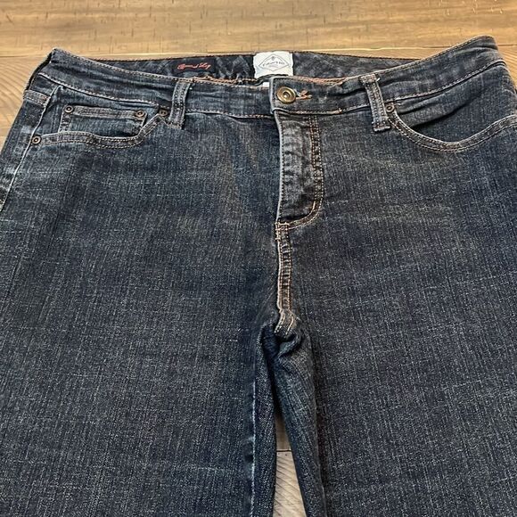 St. John’s bay boot cut jeans - Picture 2 of 6